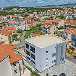 Amazing Apartment In Brodarica With Wifi *